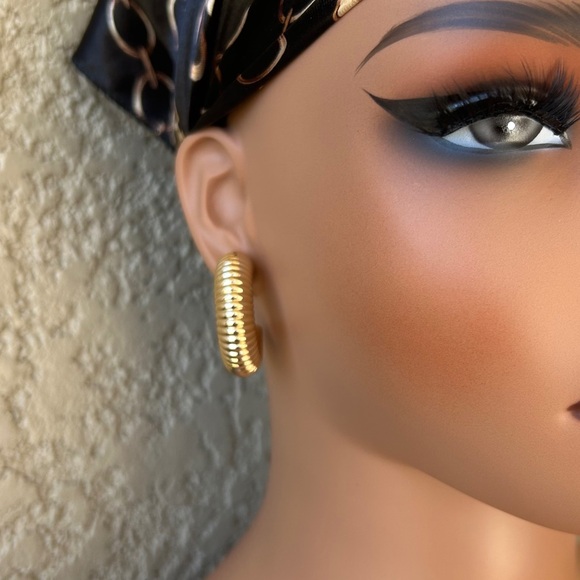 Chunky Gold Ribbed Hoop Earrings - Picture 2 of 5